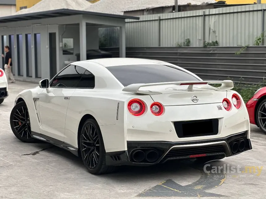 2019 Nissan GT-R Prestige Coupe