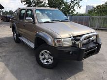 2003 Toyota Hilux 2.5 SR Turbo Pickup Truck