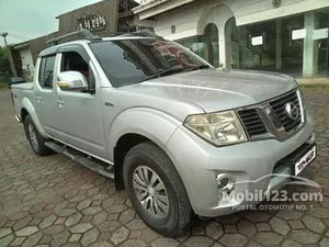 2013 Nissan Navara 2.5 Sport Version Dual Cab Pickup