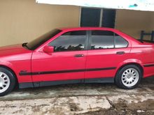 1992 BMW 318i 1.8 1.8 Manual Sedan