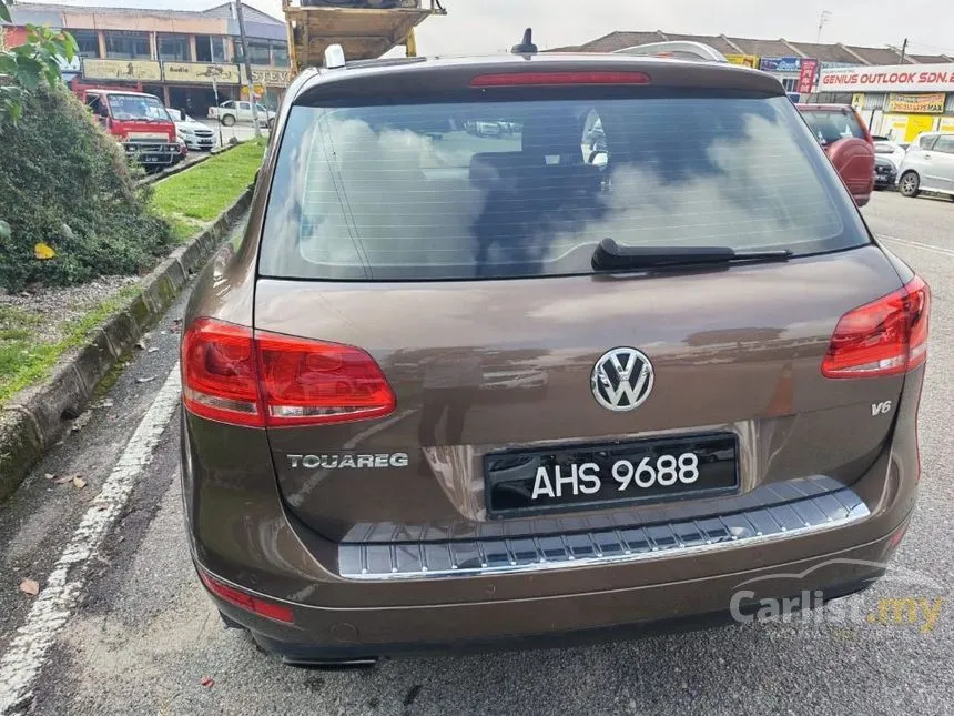 2012 Volkswagen Touareg V6 FSI SUV