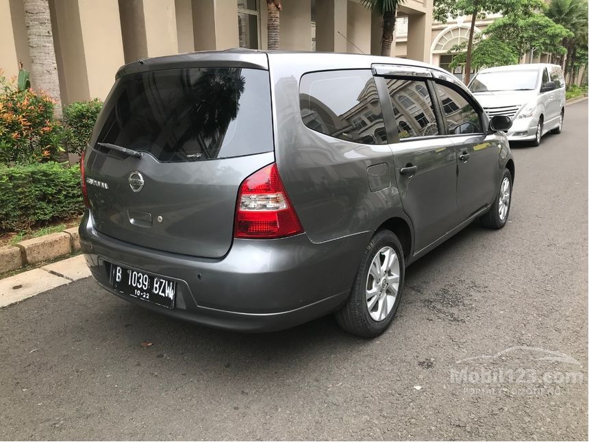 Jual Mobil  Nissan  Grand  Livina  2012 SV 1 5 di Jawa  Barat  