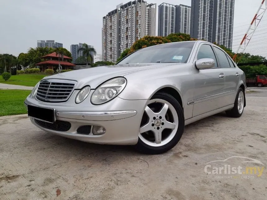 2004 Mercedes-Benz E240 Avantgarde Sedan