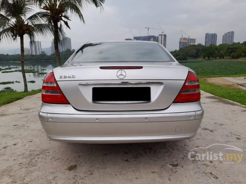 2004 Mercedes-Benz E240 Avantgarde Sedan
