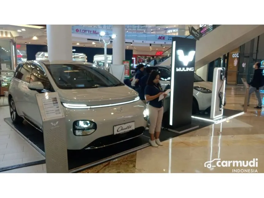 2024 Wuling Cloud EV EV Hatchback