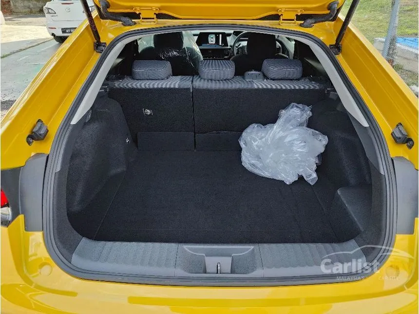 2023 Toyota Prius Z Hatchback