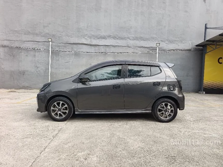 2020 Daihatsu Ayla R Deluxe Hatchback