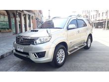 2012 Toyota Fortuner 3.0 (ปี 12-15) V SUV AT