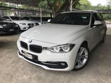 2016 Loca BMW 330e 2.0 Sport Line 33K Mil Under Warranty