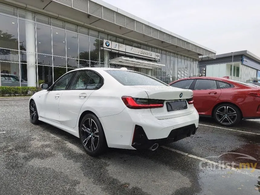 2025 BMW 330i M Sport FL-Jan Sedan