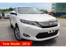 16 Toyota Harrier FULL Premium Pkg with Power Boot
