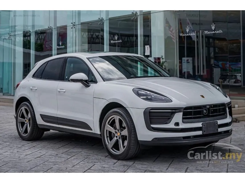 2022 Porsche Macan SUV