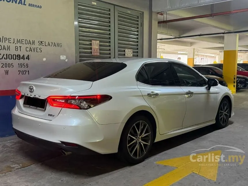 2023 Toyota Camry V Sedan