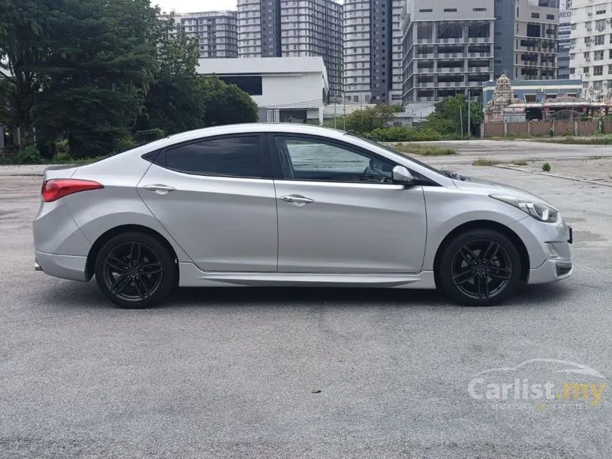 2015 Hyundai Elantra Premium Sedan