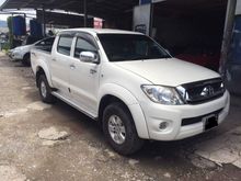 2010 Toyota Hilux vigo 2.5 Pickup Truck