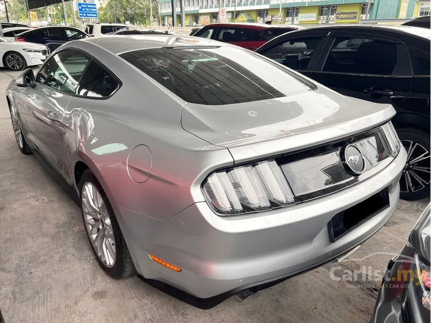 2017 Ford MUSTANG Coupe