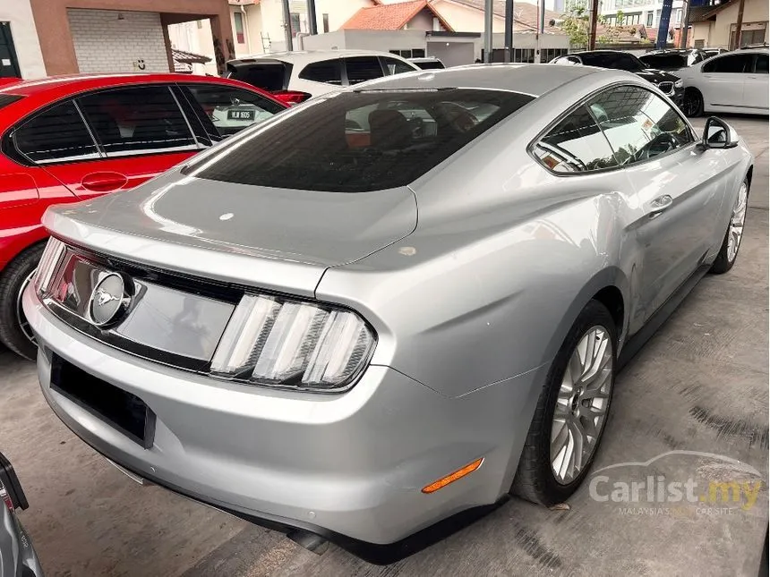 2017 Ford MUSTANG Coupe