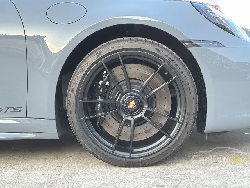 2023 Porsche 911 Carrera 4 GTS Coupe