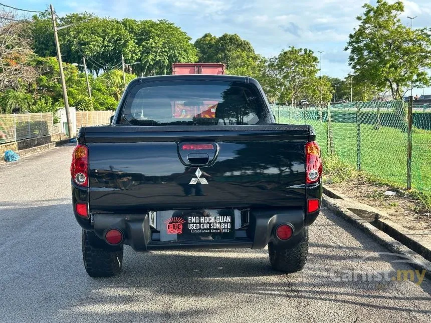 2012 Mitsubishi Triton VGT Dual Cab 4X4 Pickup