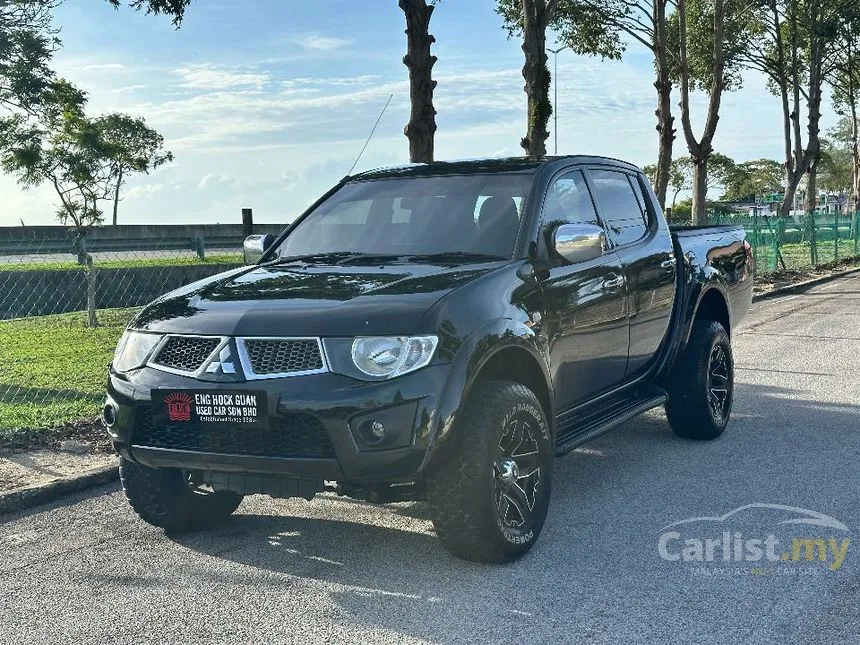 2012 Mitsubishi Triton VGT Dual Cab 4X4 Pickup