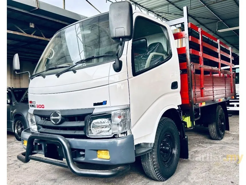 2012 Hino 300 Series WU302 ECO TURBO - WU302R-HKMLHD3 Lorry