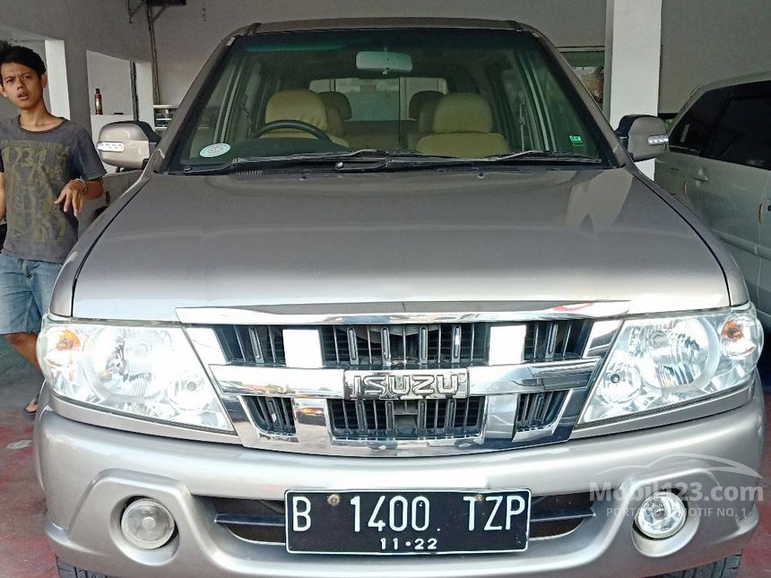 Jual Mobil  Isuzu  Panther  2012 GRAND  TOURING  2 5 di Jawa 