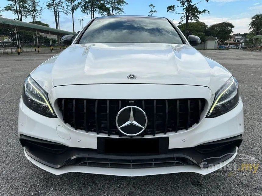 2020 Mercedes-Benz C200 AMG Line Sedan