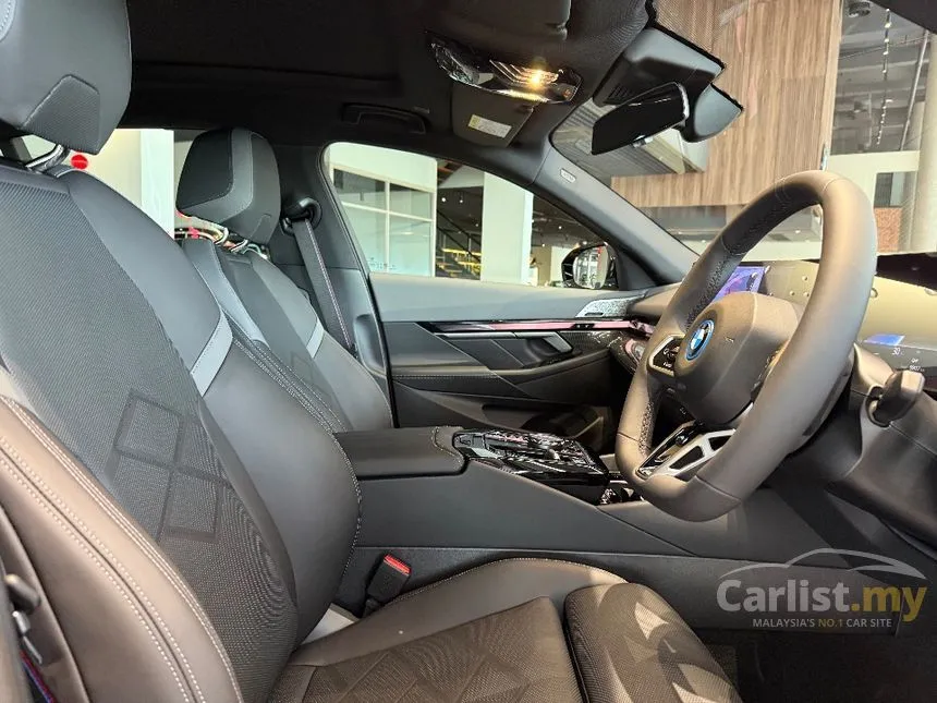 2026 BMW i5 eDrive40 M Sport Sedan