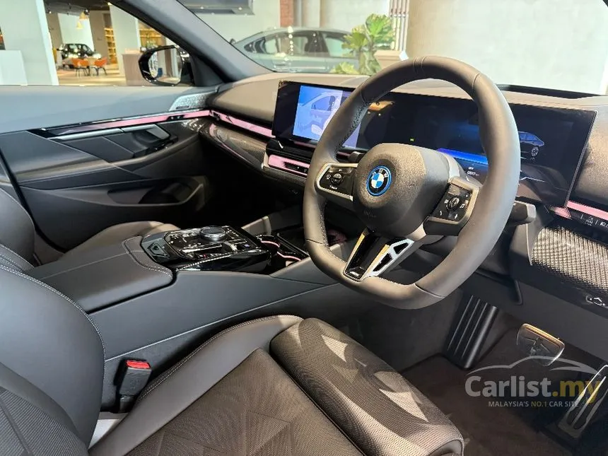 2026 BMW i5 eDrive40 M Sport Sedan