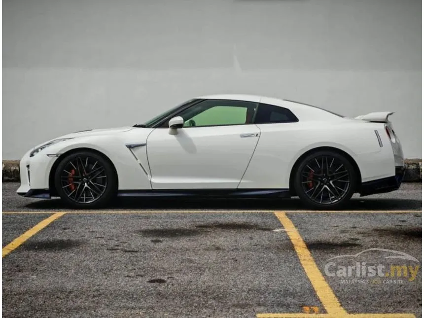 2021 Nissan GT-R Recaro Coupe
