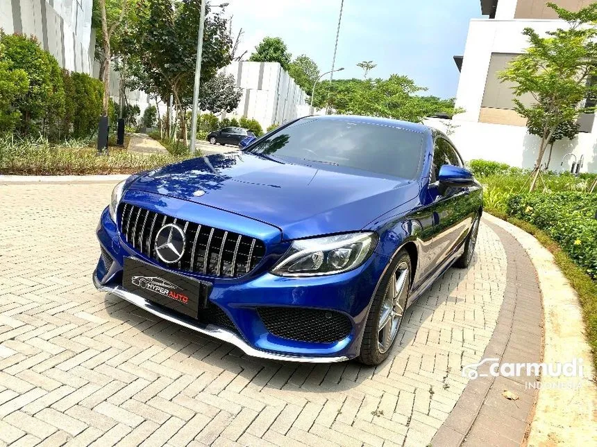 2017 Mercedes-Benz C200 AMG Sedan