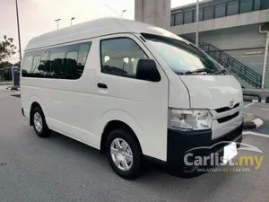 2015 Toyota Hiace 2.5 Window Van Van