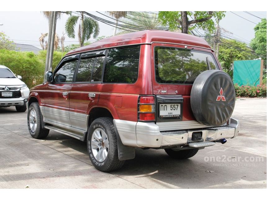 Mitsubishi Pajero 1994 2.5 in กรุงเทพและปริมณฑล Automatic SUV สีแดง for