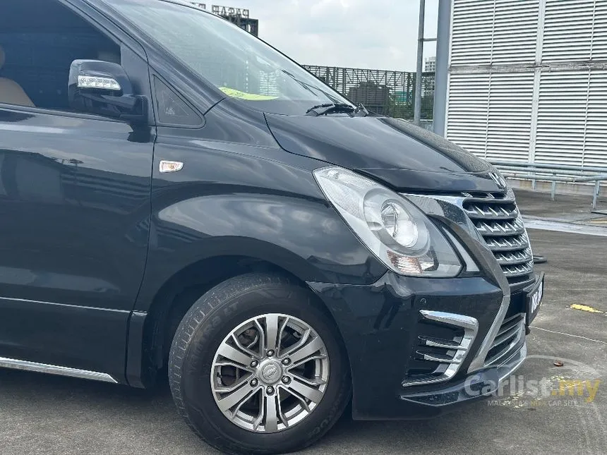 2018 Hyundai Grand Starex Royale MPV