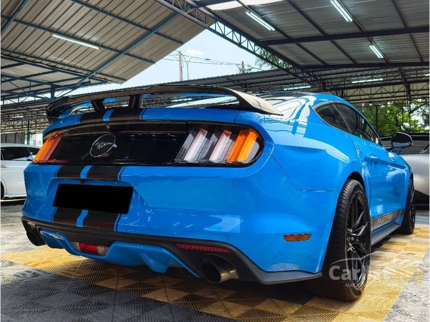 2019 Ford MUSTANG EcoBoost Coupe