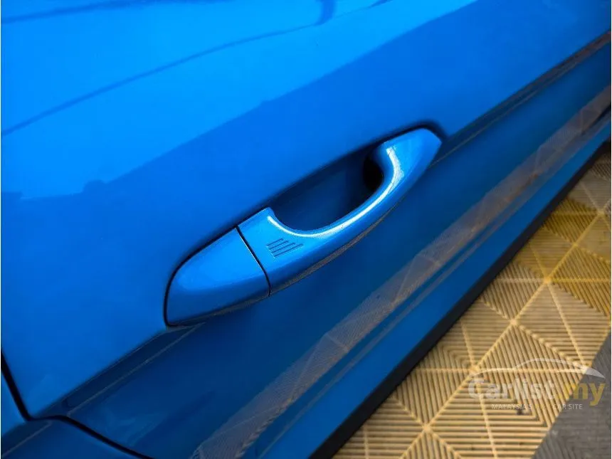 2019 Ford MUSTANG EcoBoost Coupe