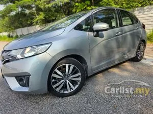 2016 Honda Jazz 1.5 V Hatchback