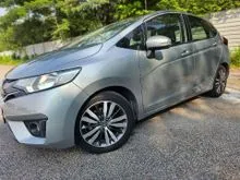 2016 Honda Jazz 1.5 V Hatchback[PREMIUM HATCHBACK][RM596/MO][9 YEARS LOAN]