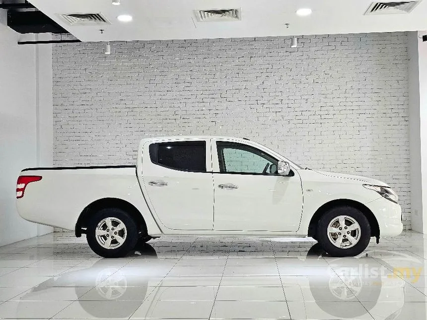 2016 Mitsubishi Triton Quest Dual Cab Pickup Truck