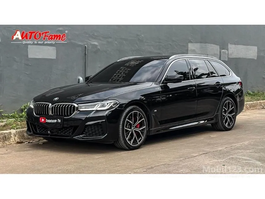 2022 BMW 530i M Sport Touring Wagon