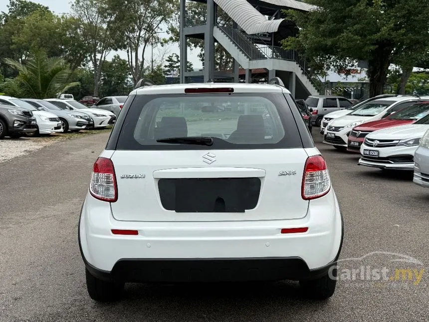 2011 Suzuki SX4 Hatchback