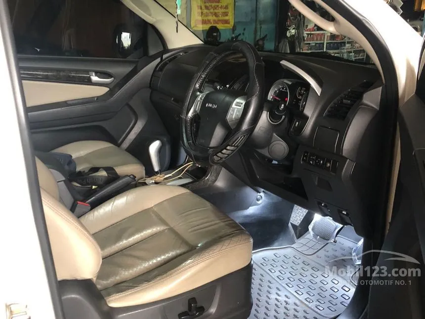2016 Isuzu MU-X SUV
