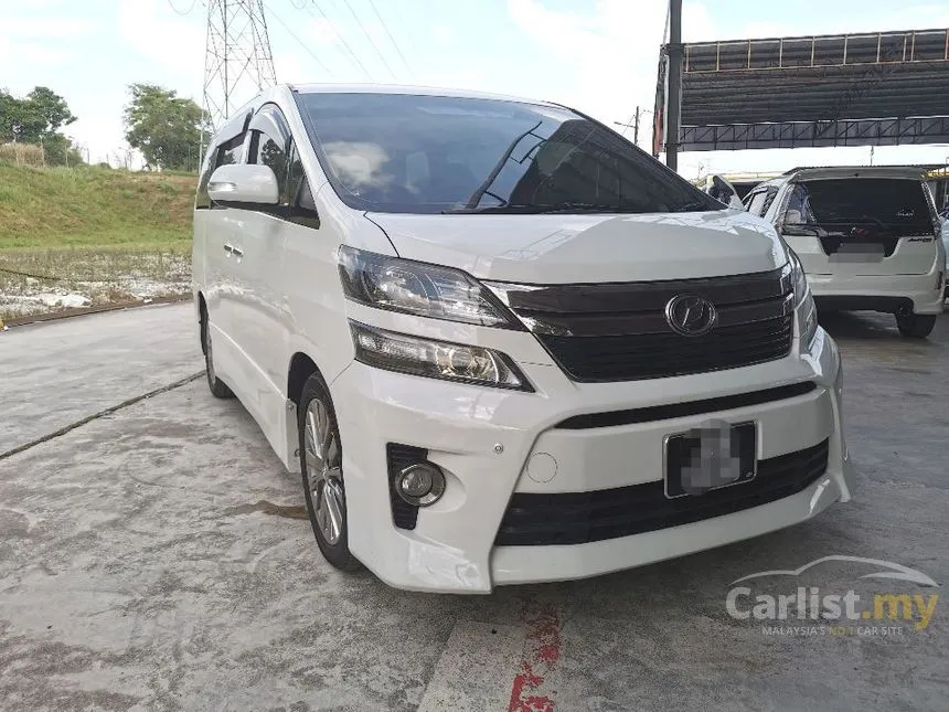 2014 Toyota Vellfire Z Golden Eyes MPV