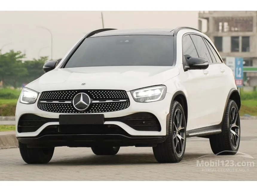 2022 Mercedes-Benz GLC200 Night Edition AMG Line SUV