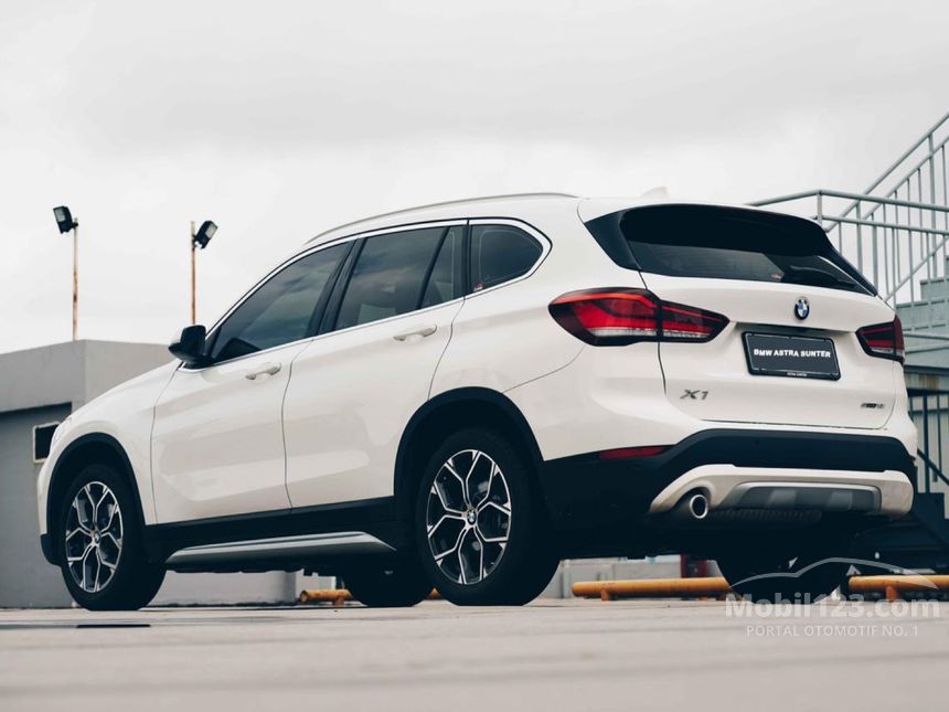 Jual Mobil BMW X1 2020 sDrive18i xLine 1.5 di Jawa Barat Automatic SUV ...