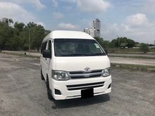 2013 Toyota Hiace 2.5 Panel Van FULL SERVICE RECORD DIESEL ROOF AIRCON 12 SEATS