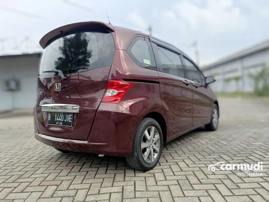 2012 Honda Freed Power Sliding Door MPV
