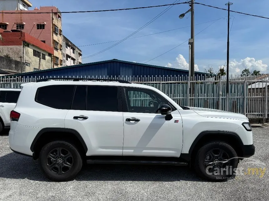 2025 Toyota Land Cruiser J300 ZX SUV