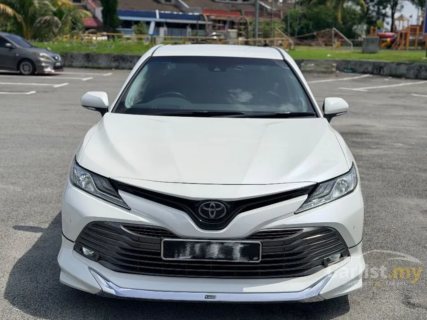 2019 Toyota Camry V Sedan