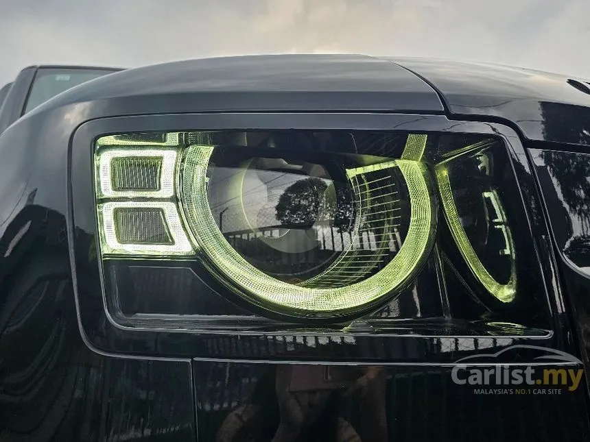 2021 Land Rover Defender 110 P300 SE SUV